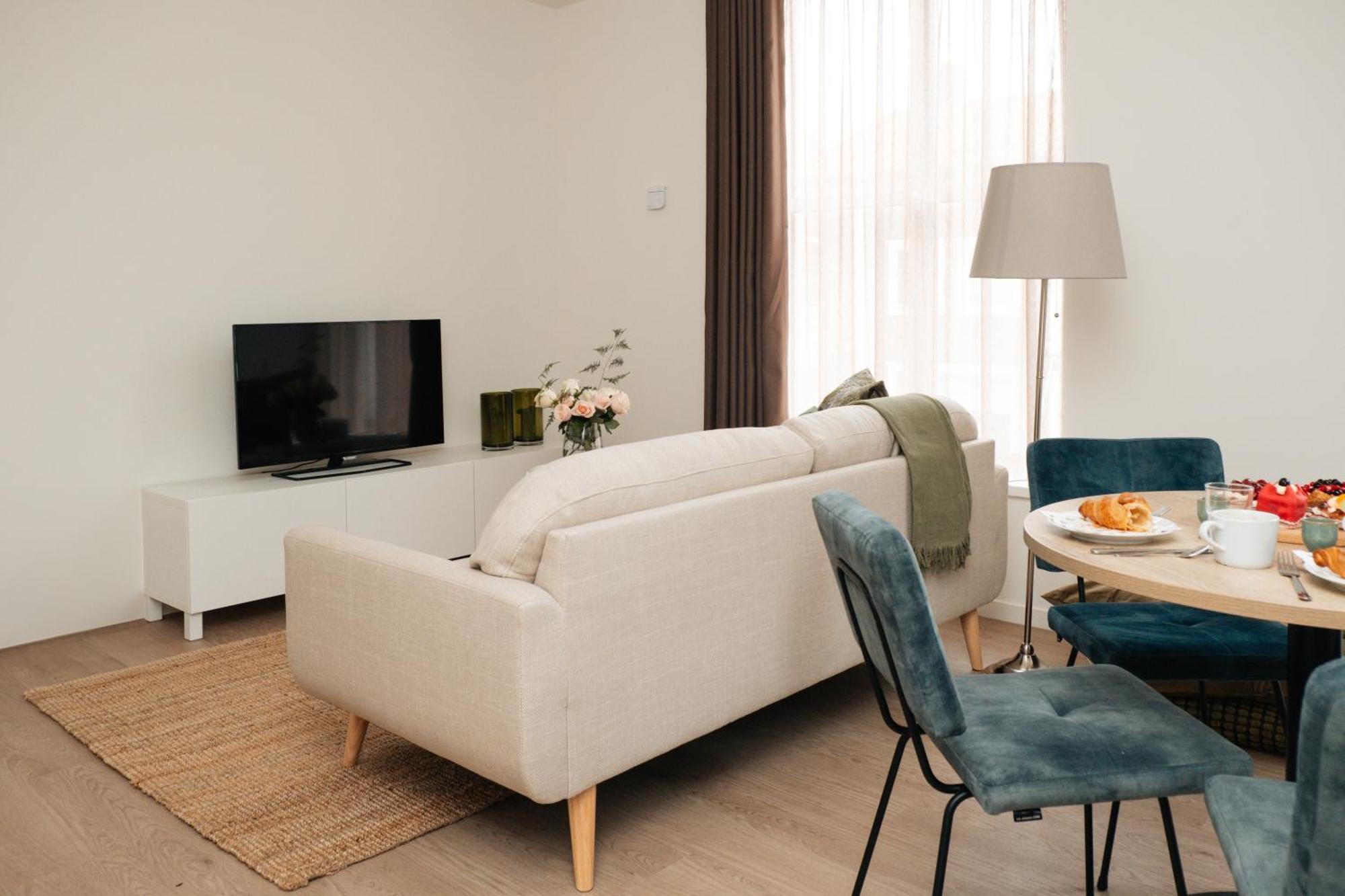 Urban Suites Eindhoven Bagian luar foto
